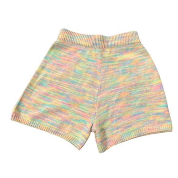 Sage & Oak Sweater Knit Shorts – Barbiecore Rainbow Sherbet – Crochet Medium - Picture 4 of 7